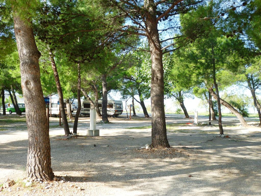 סלינה Campsite Pisak - Mobile Homes By The Sea מראה חיצוני תמונה