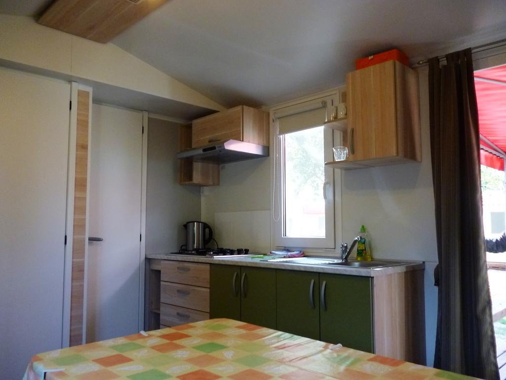 סלינה Campsite Pisak - Mobile Homes By The Sea מראה חיצוני תמונה
